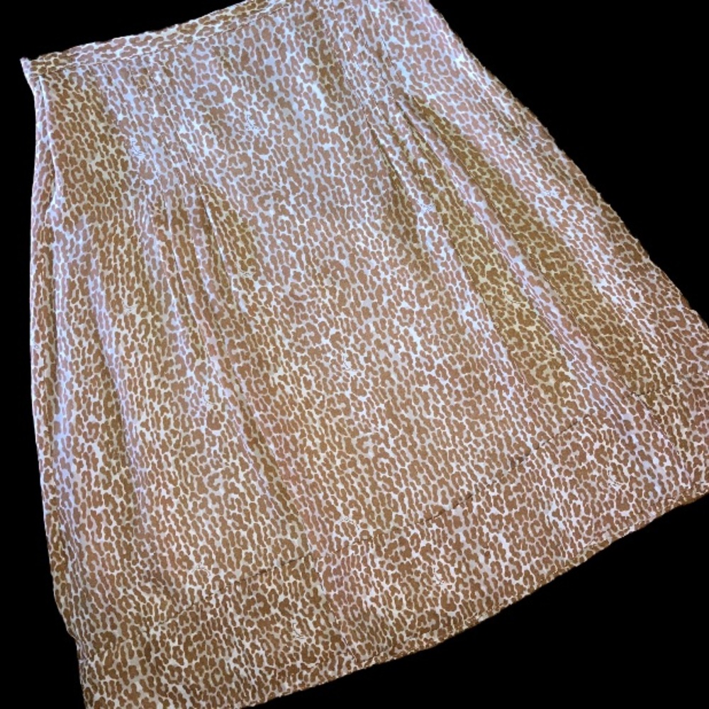 Classic Silk Burberry Leopard Cheetah 🦒 Animal Print skirt sz 4